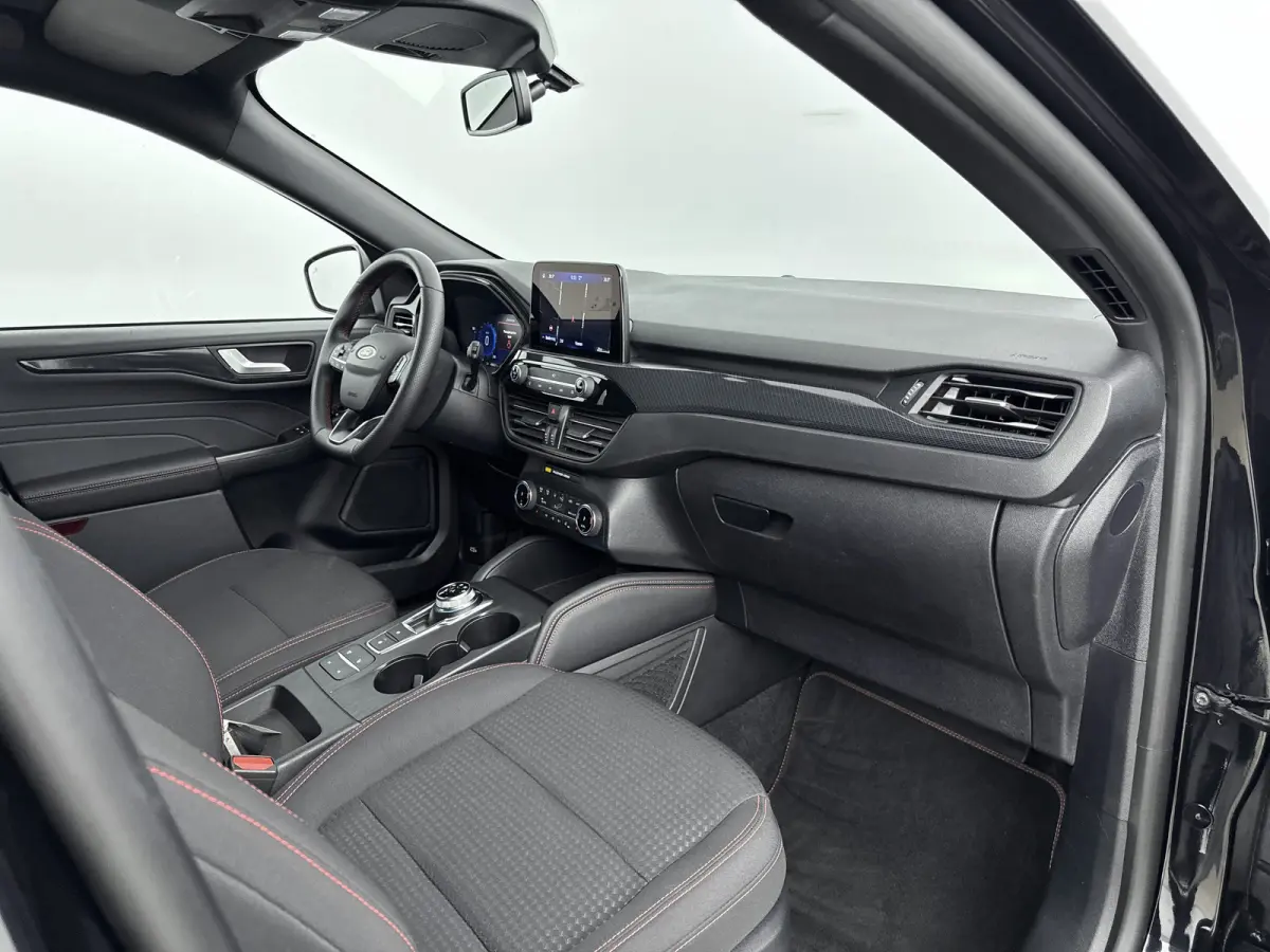2.5 PHEV ST-Line | Winterpack | 19 Inch | Adaptive Cruise | BLIS | Camera V+A | CarPlay/Android Auto |