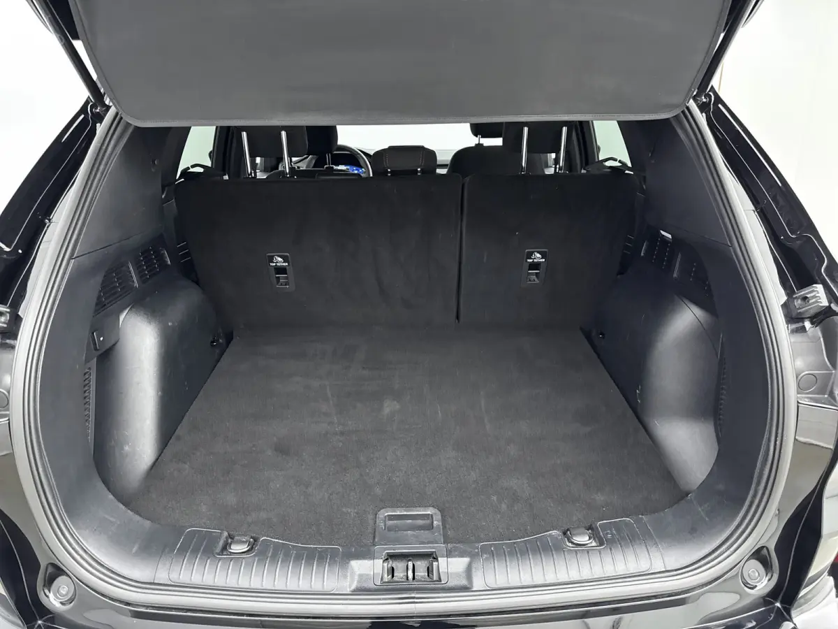 2.5 PHEV ST-Line | Winterpack | 19 Inch | Adaptive Cruise | BLIS | Camera V+A | CarPlay/Android Auto |