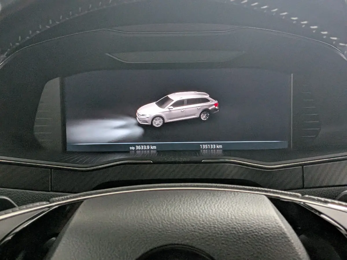 1.4 TSI iV Sportline Business l Elektr. Trekhaak l Matrix LED l 19" l Elektr. Stoel incl Memory l Alcantara/Leder l