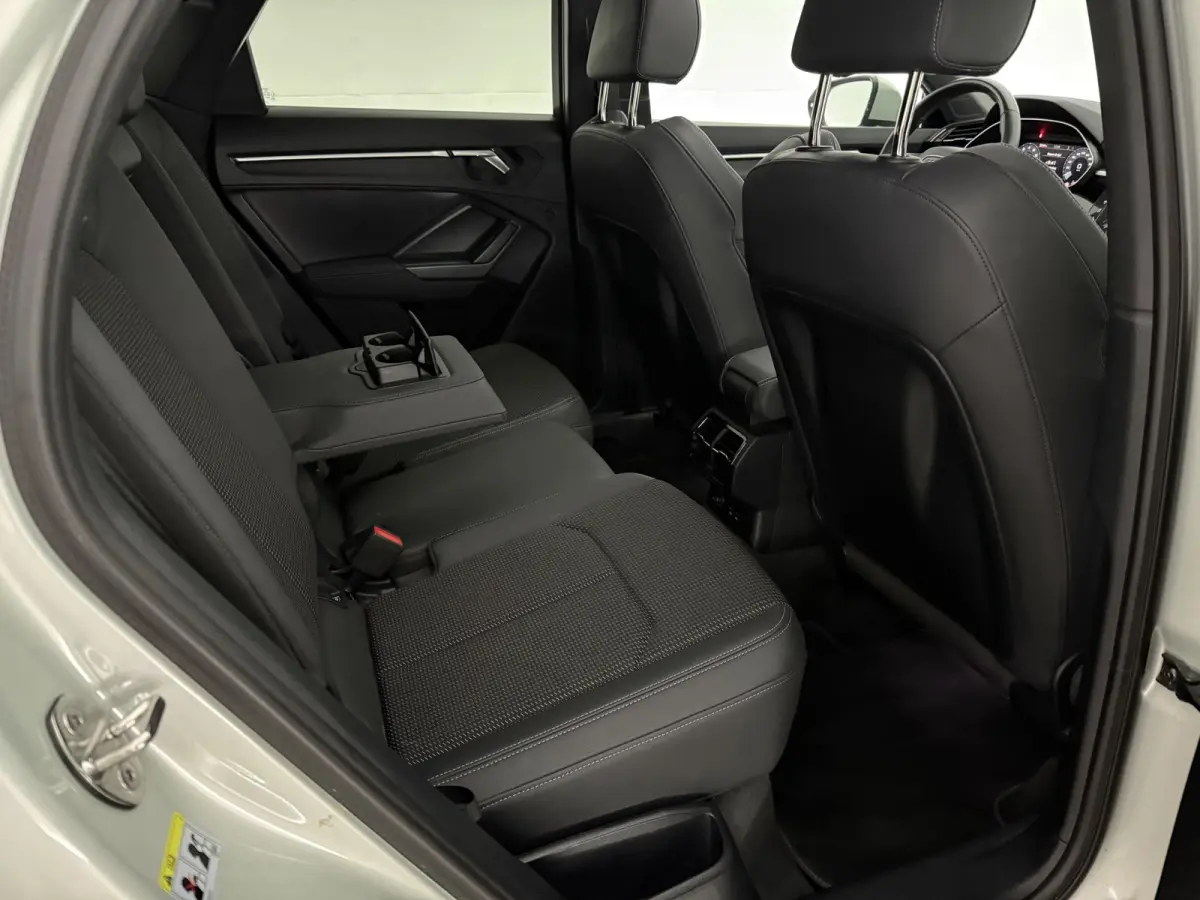 35 TFSI S-Line | Pano | Virtual | Carplay | Cruise | Navi | LED | Trekhaak | Parkeersens.