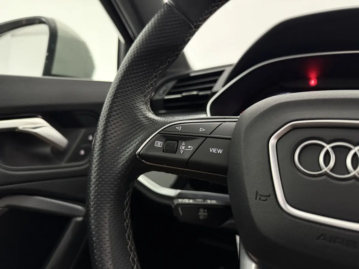 35 TFSI S-Line | Pano | Virtual | Carplay | Cruise | Navi | LED | Trekhaak | Parkeersens.