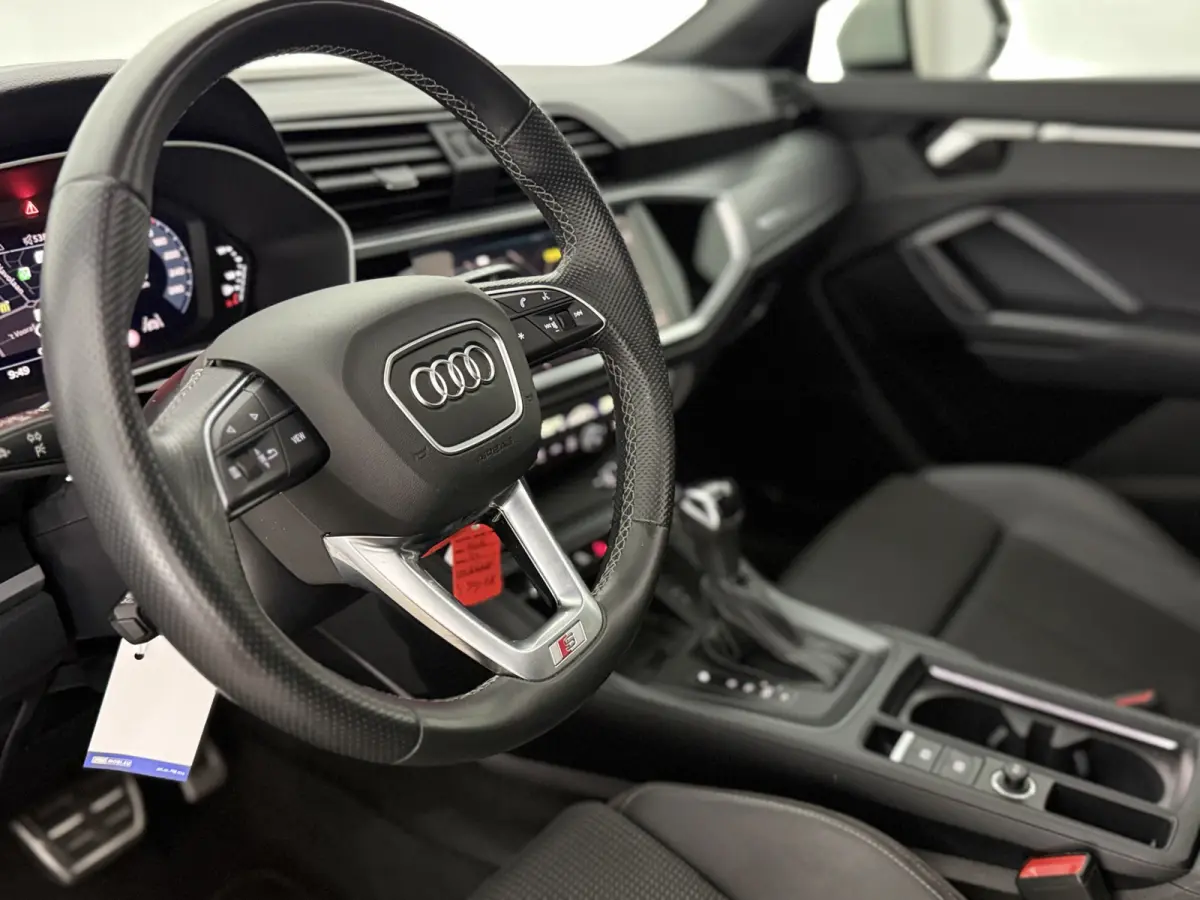 35 TFSI S-Line | Pano | Virtual | Carplay | Cruise | Navi | LED | Trekhaak | Parkeersens.