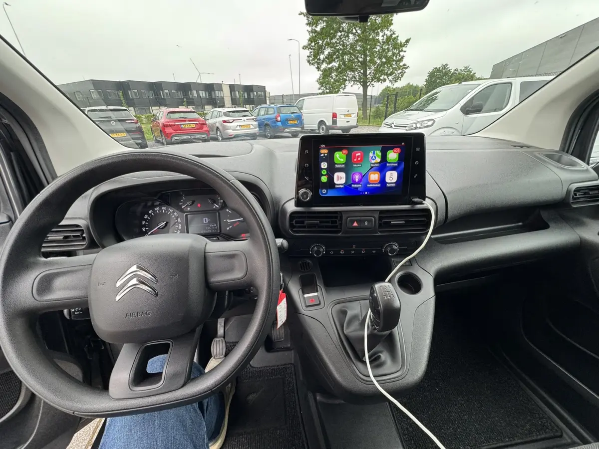 1.5 BlueHDI Club, Euro 6, Apple carplay, L1H1