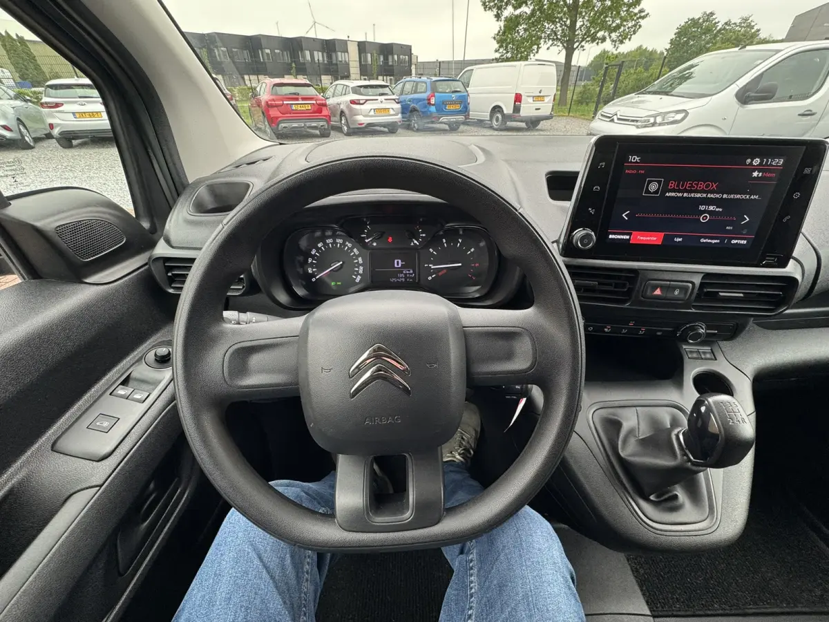 1.5 BlueHDI Club, Euro 6, Apple carplay, L1H1