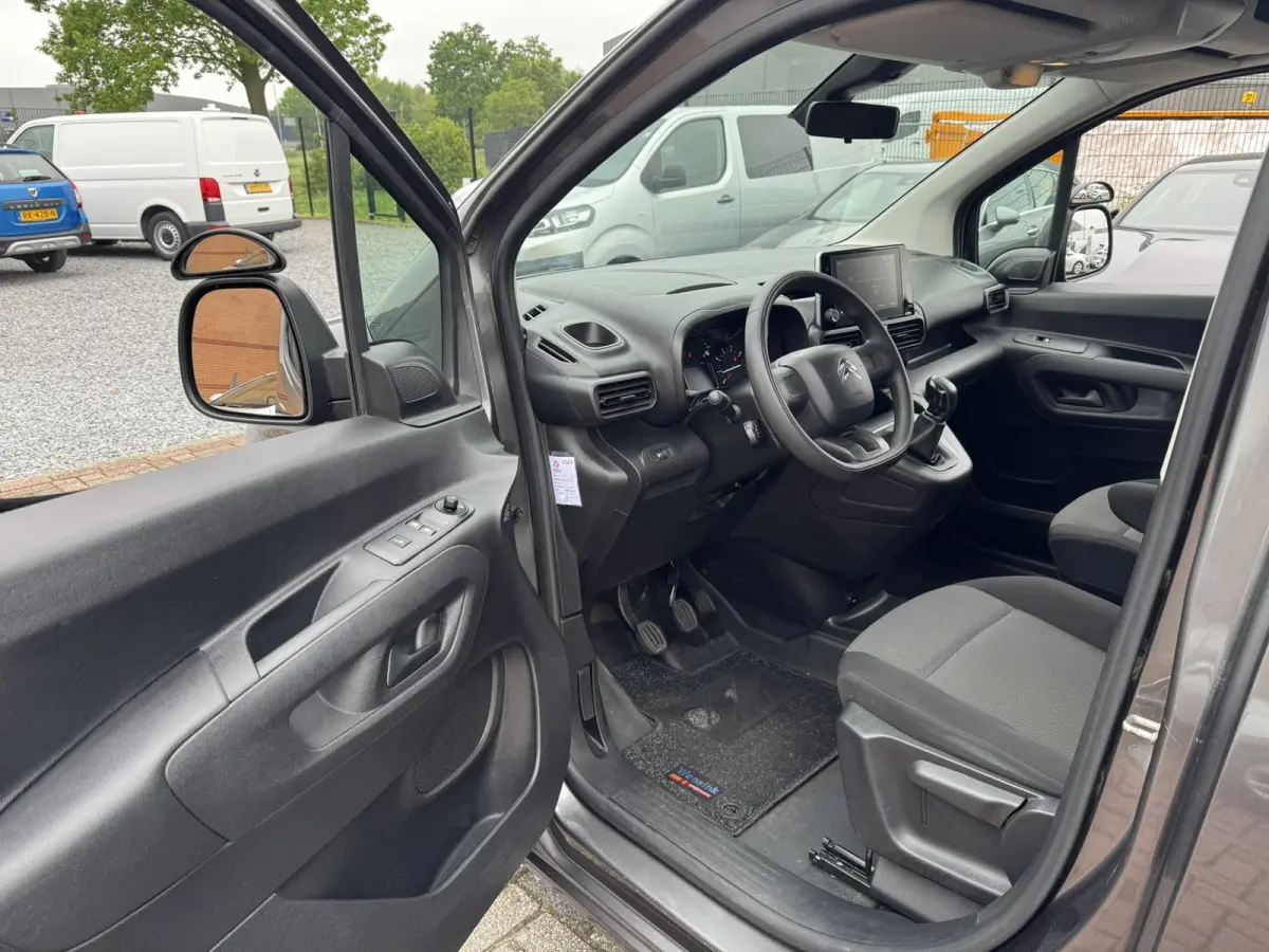 1.5 BlueHDI Club, Euro 6, Apple carplay, L1H1