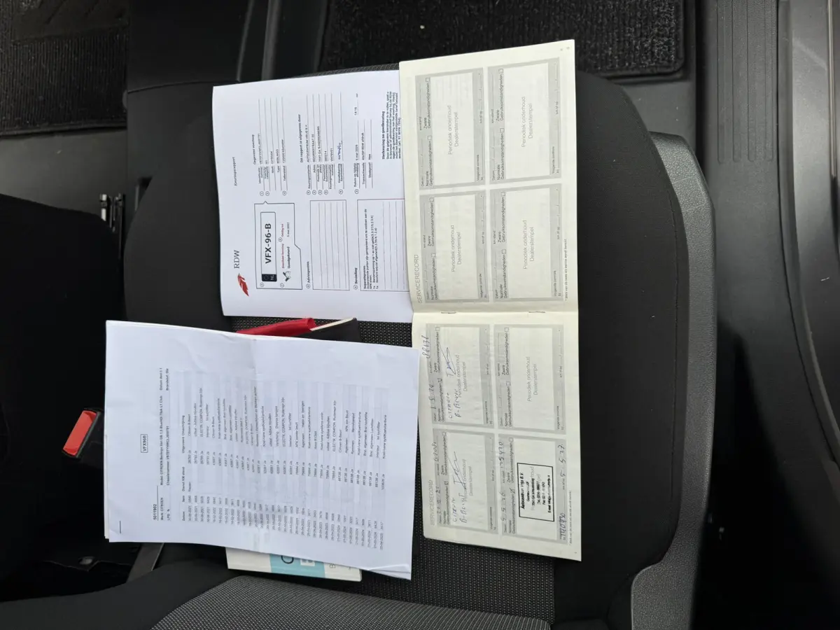 1.5 BlueHDI Club, Euro 6, Apple carplay, L1H1
