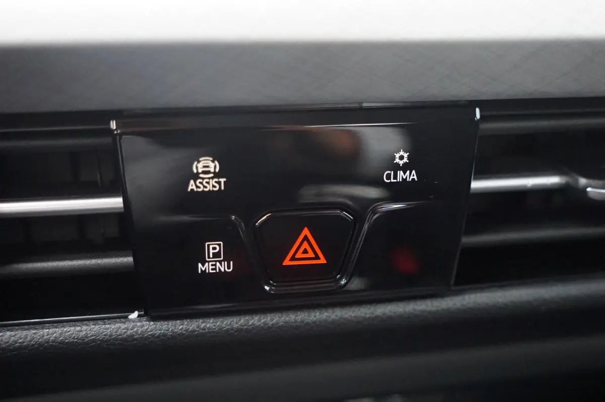 1.0 TSI 110pk Life | Apple Carplay & Android Auto | Achteruitrijcamera | Adaptive Cruise