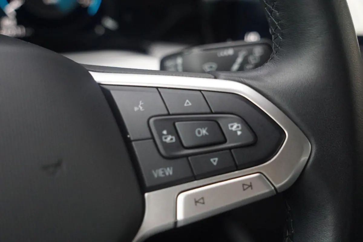 1.0 TSI 110pk Life | Apple Carplay & Android Auto | Achteruitrijcamera | Adaptive Cruise