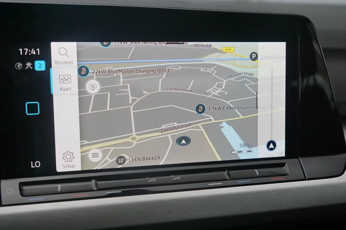 1.0 TSI 110pk Life | Apple Carplay & Android Auto | Achteruitrijcamera | Adaptive Cruise