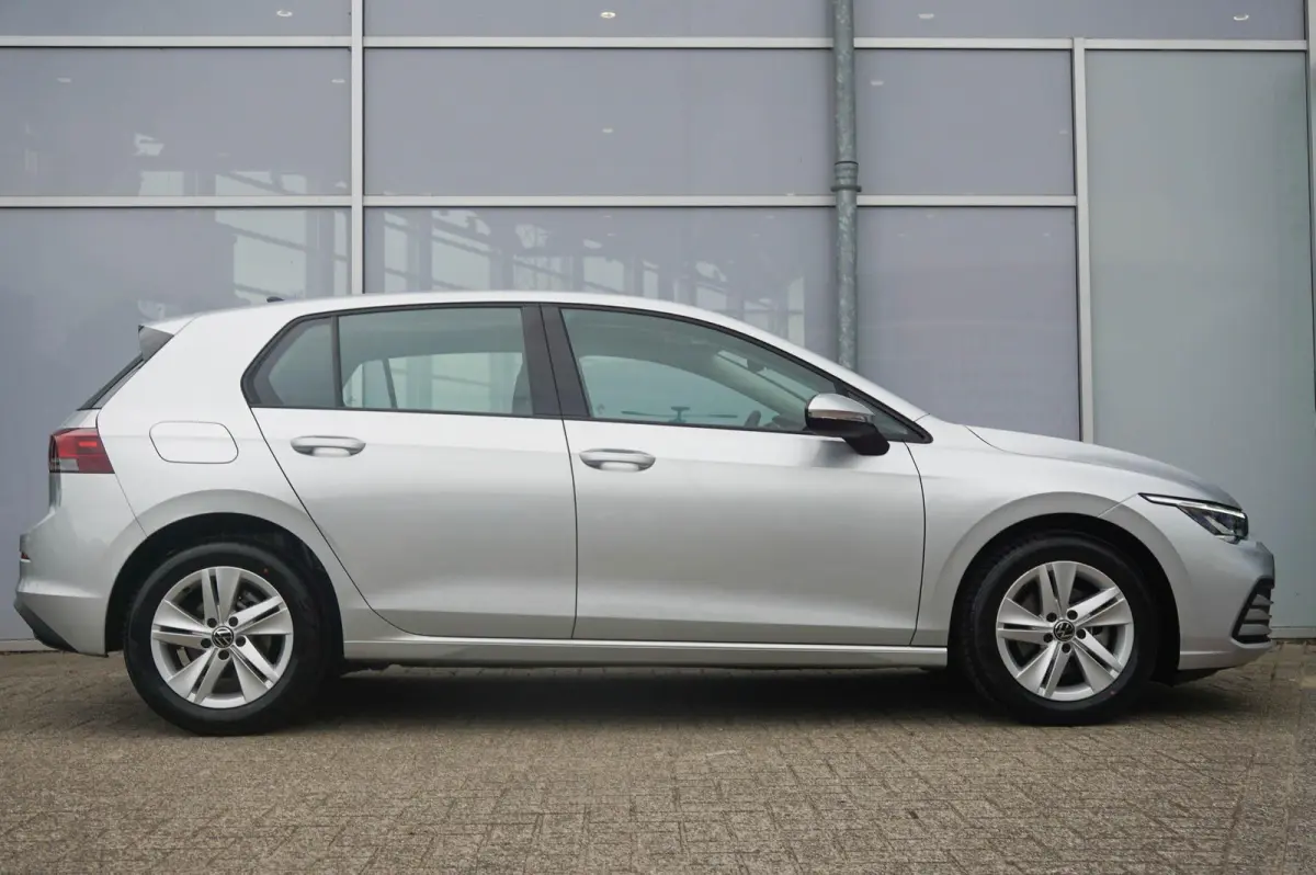 1.0 TSI 110pk Life | Apple Carplay & Android Auto | Achteruitrijcamera | Adaptive Cruise