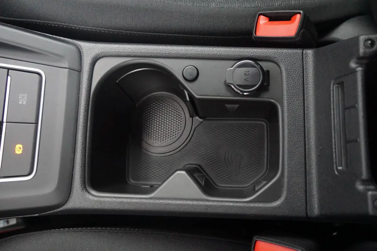 1.0 TSI 110pk Life | Apple Carplay & Android Auto | Achteruitrijcamera | Adaptive Cruise