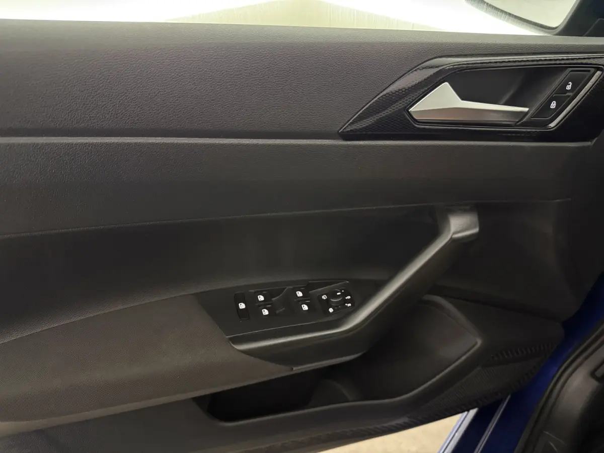 1.0 TSI Life | Airco | Virtual | Cruise | Carplay | Navi | Parkeersens.