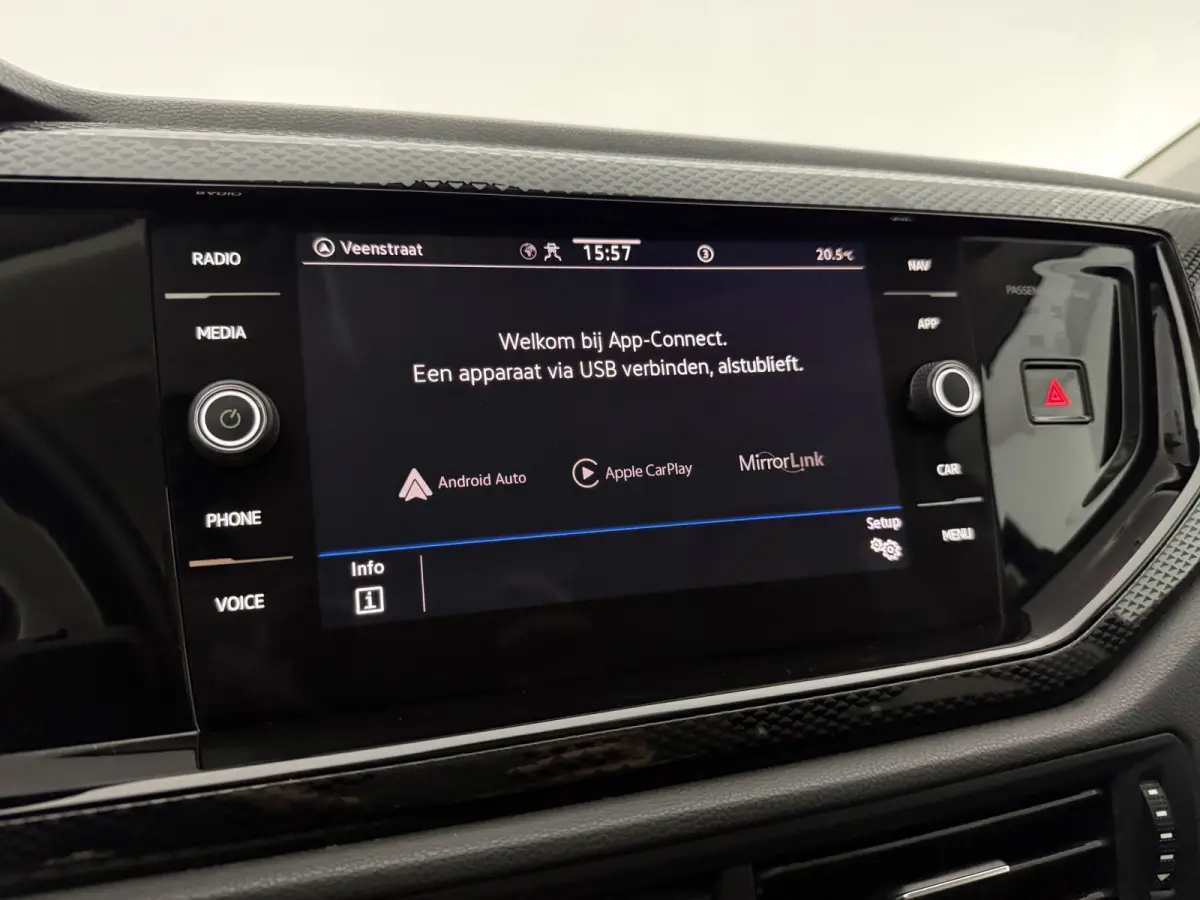 1.0 TSI Life | Airco | Virtual | Cruise | Carplay | Navi | Parkeersens.
