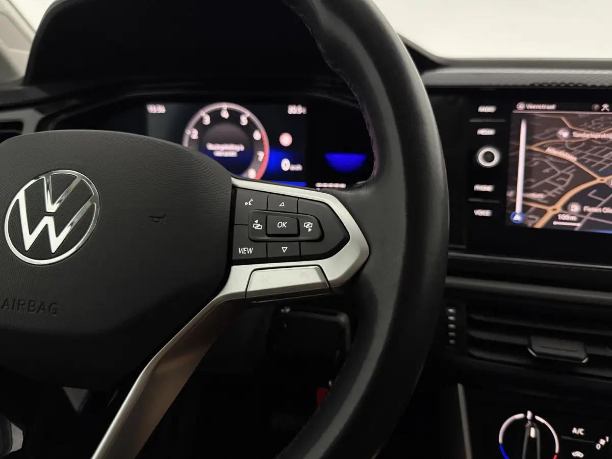 1.0 TSI Life | Airco | Virtual | Cruise | Carplay | Navi | Parkeersens.