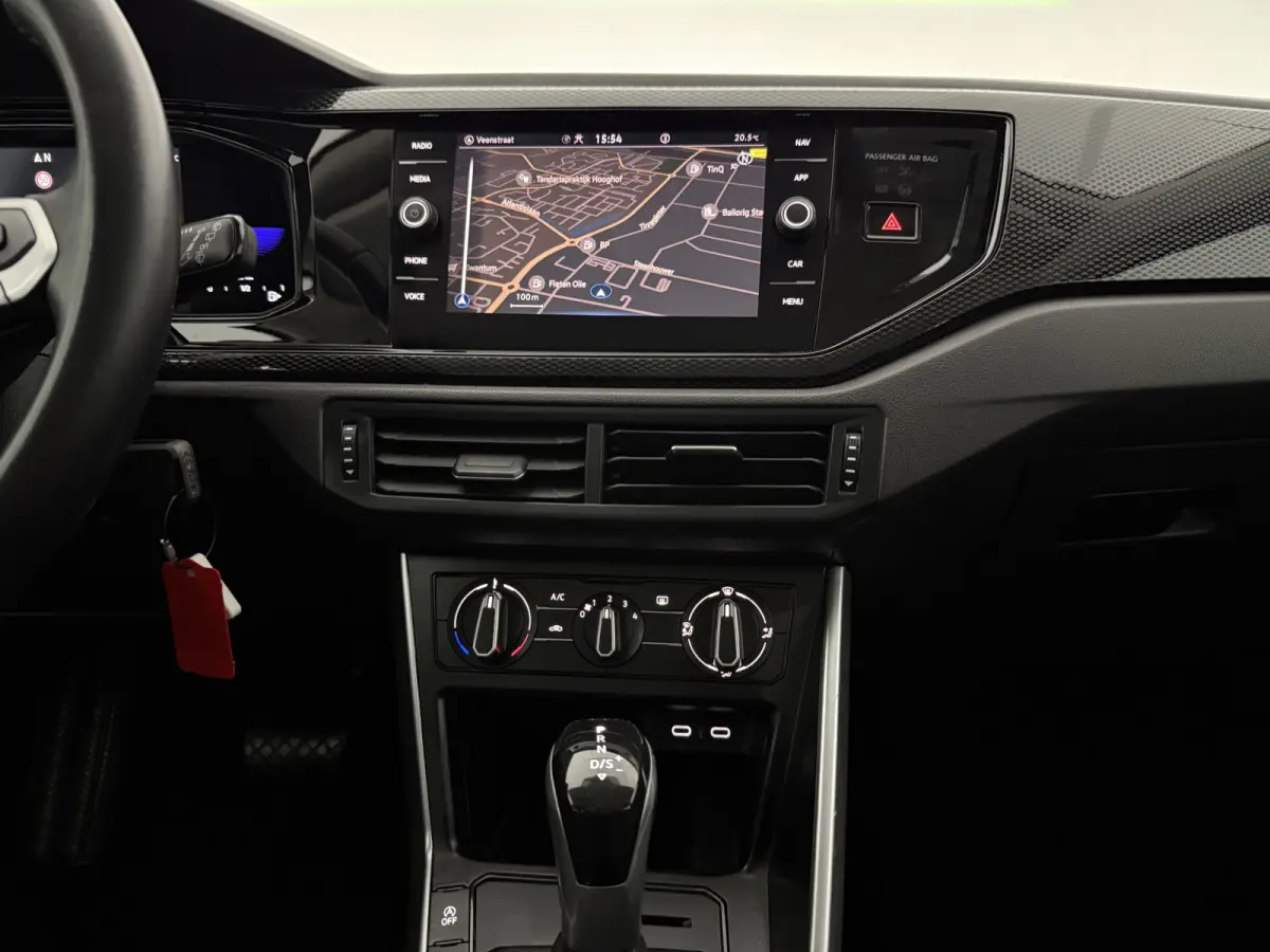 1.0 TSI Life | Airco | Virtual | Cruise | Carplay | Navi | Parkeersens.