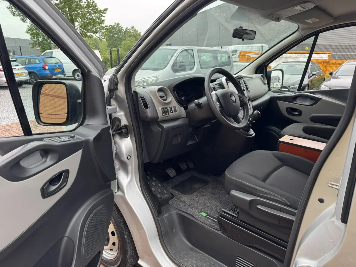 1.6 dCi T29 L2H1 DC Comfort, BTW, Euro 6, 5 Persoons, Navigatie, PDC