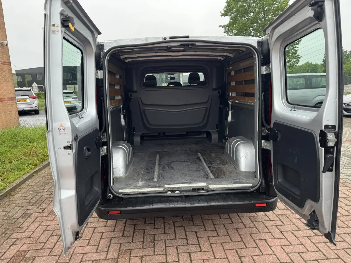 1.6 dCi T29 L2H1 DC Comfort, BTW, Euro 6, 5 Persoons, Navigatie, PDC