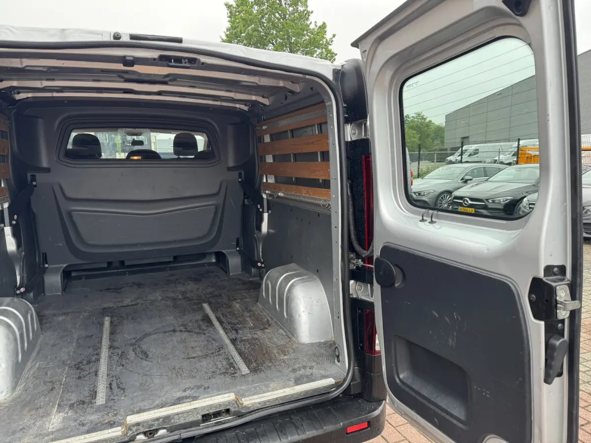 1.6 dCi T29 L2H1 DC Comfort, BTW, Euro 6, 5 Persoons, Navigatie, PDC