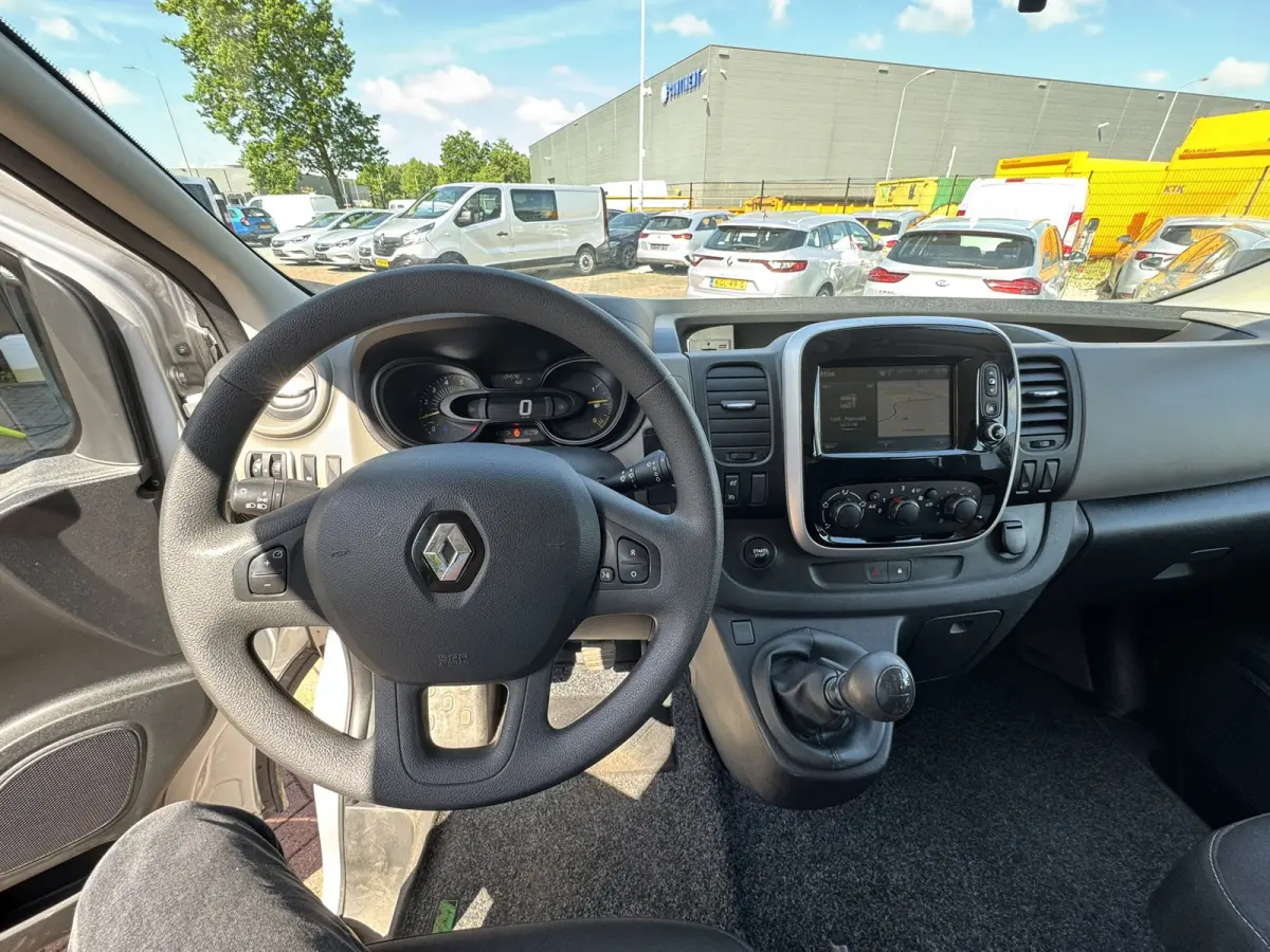 1.6 dCi T29 L2H1 DC Comfort, BTW, Euro 6, 5 Persoons, Navigatie, PDC