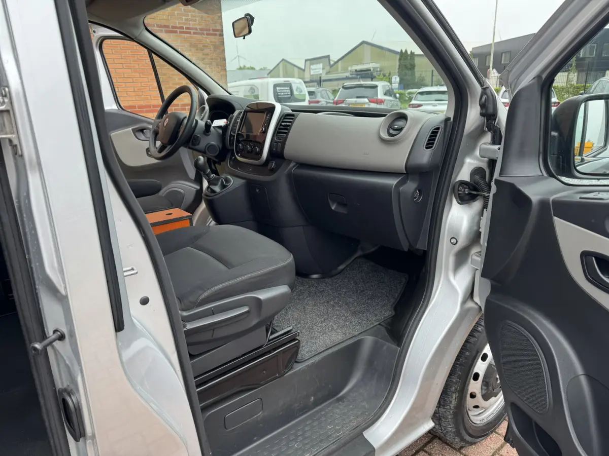 1.6 dCi T29 L2H1 DC Comfort, BTW, Euro 6, 5 Persoons, Navigatie, PDC