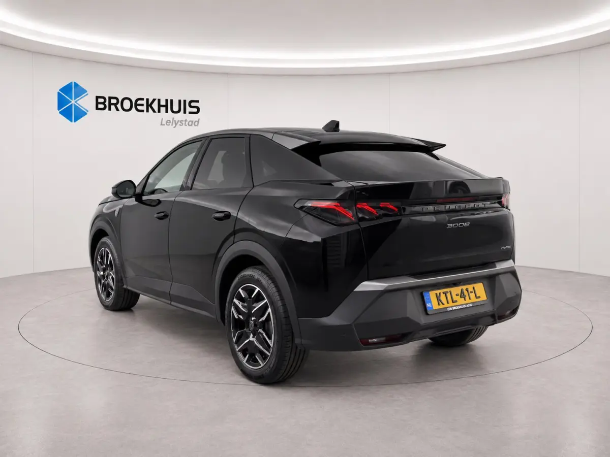 1.2 HYBRID 145PK GT AUTOMAAT / NAVI / LEDER / CLIMA / LED / PDC / 19" LMV / ALCANTARA / CAMERA / WINTERPAKKET / ADAPT. CRUISECONTROL / 1E EIGENAAR / NIEUWSTAAT !!