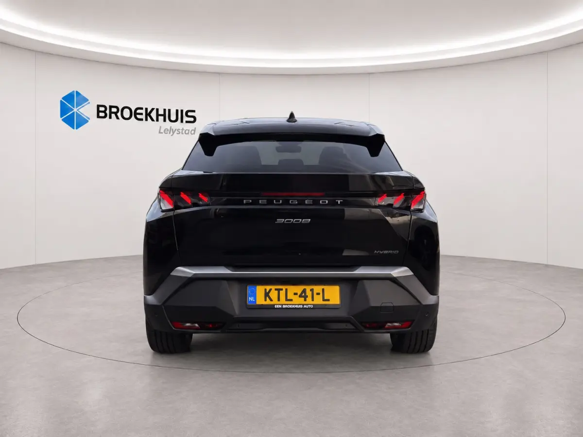 1.2 HYBRID 145PK GT AUTOMAAT / NAVI / LEDER / CLIMA / LED / PDC / 19" LMV / ALCANTARA / CAMERA / WINTERPAKKET / ADAPT. CRUISECONTROL / 1E EIGENAAR / NIEUWSTAAT !!