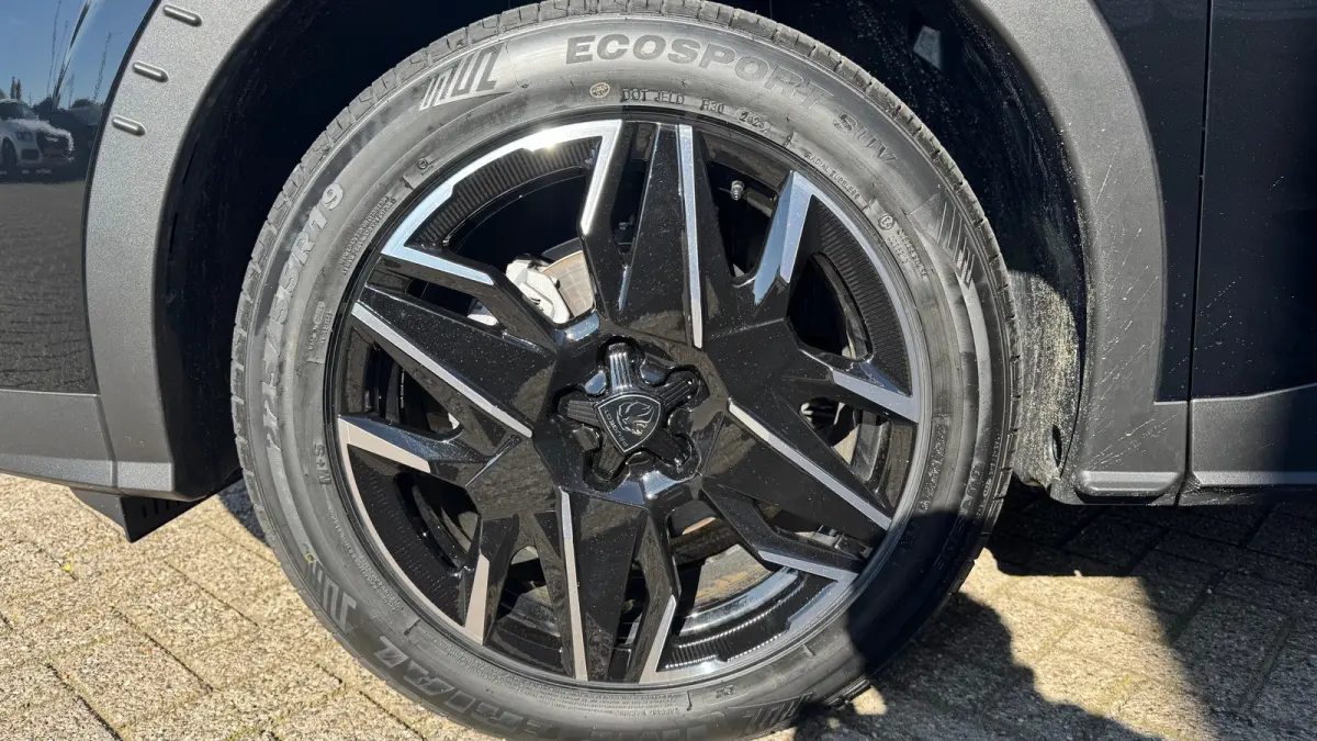 1.2 HYBRID 145PK GT AUTOMAAT / NAVI / LEDER / CLIMA / LED / PDC / 19" LMV / ALCANTARA / CAMERA / WINTERPAKKET / ADAPT. CRUISECONTROL / 1E EIGENAAR / NIEUWSTAAT !!