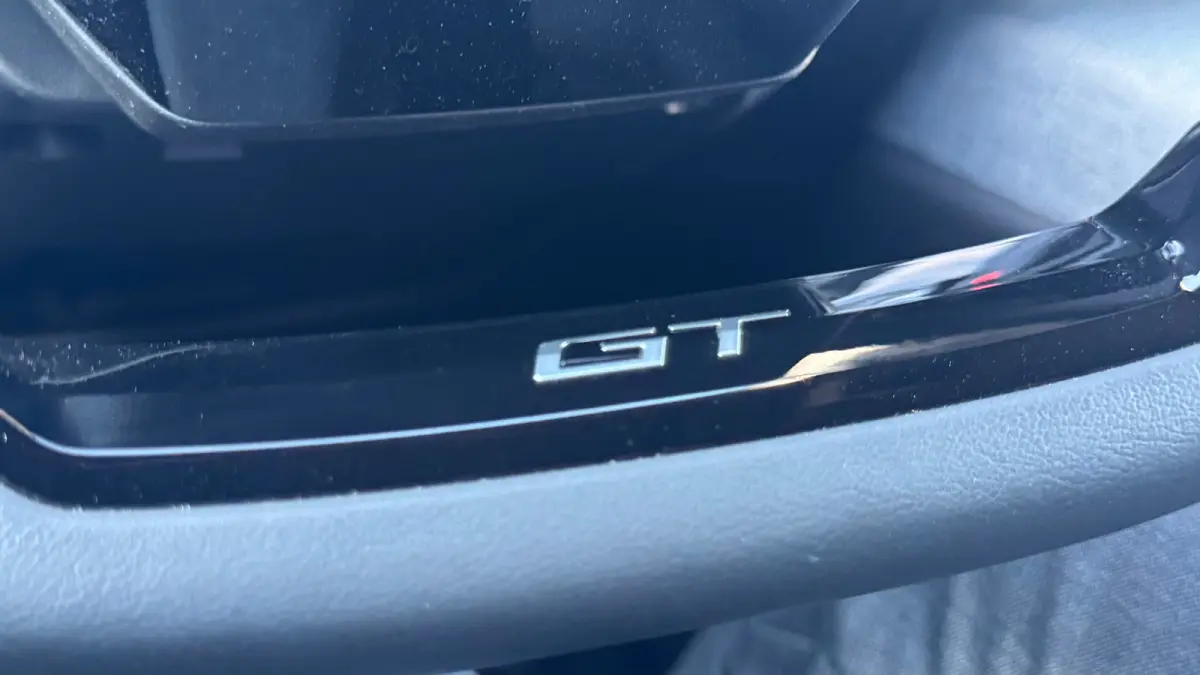 1.2 HYBRID 145PK GT AUTOMAAT / NAVI / LEDER / CLIMA / LED / PDC / 19" LMV / ALCANTARA / CAMERA / WINTERPAKKET / ADAPT. CRUISECONTROL / 1E EIGENAAR / NIEUWSTAAT !!