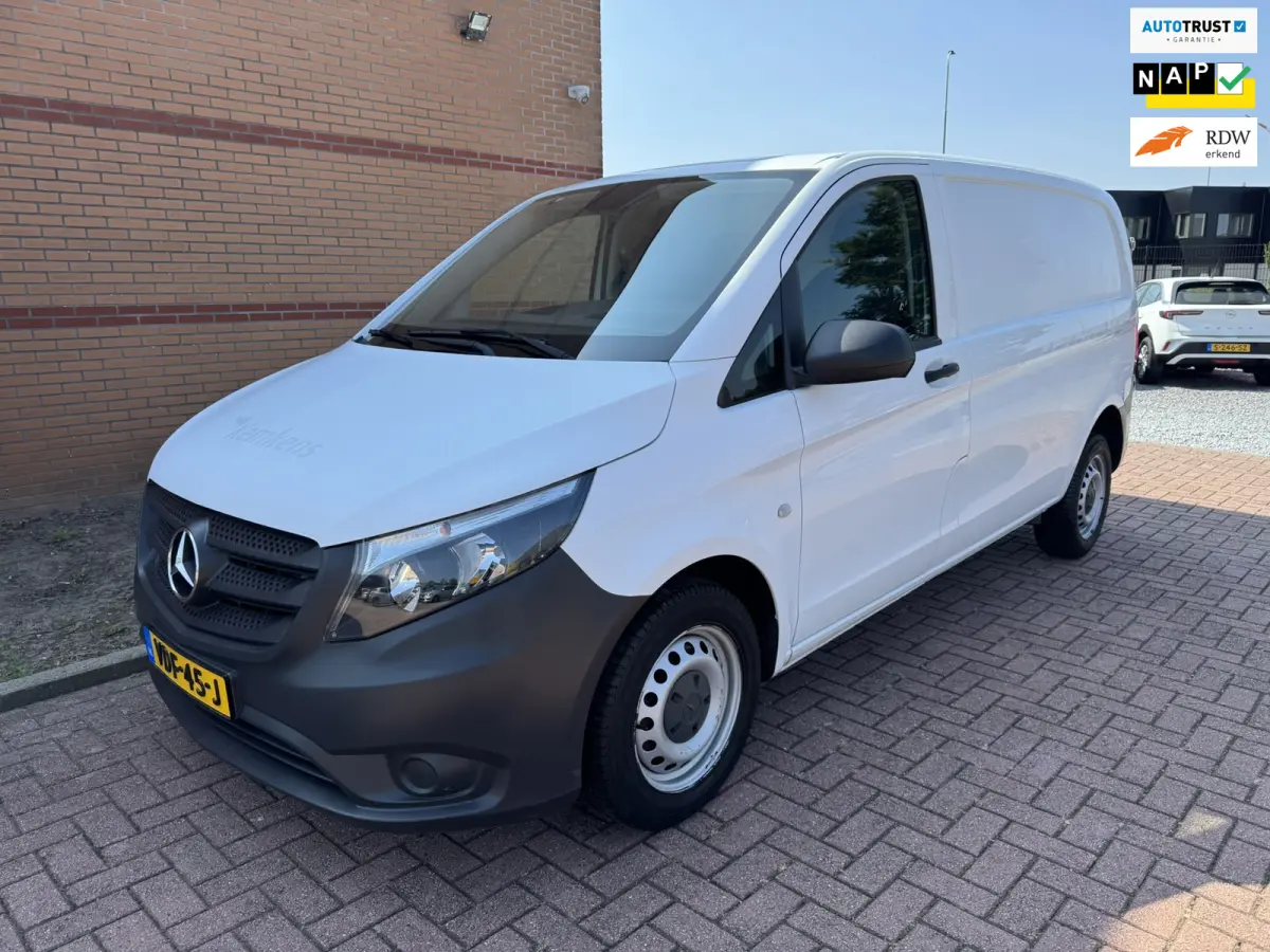 111 CDI Functional, Euro 6, 3 Persoons, Inbouw, Airco,