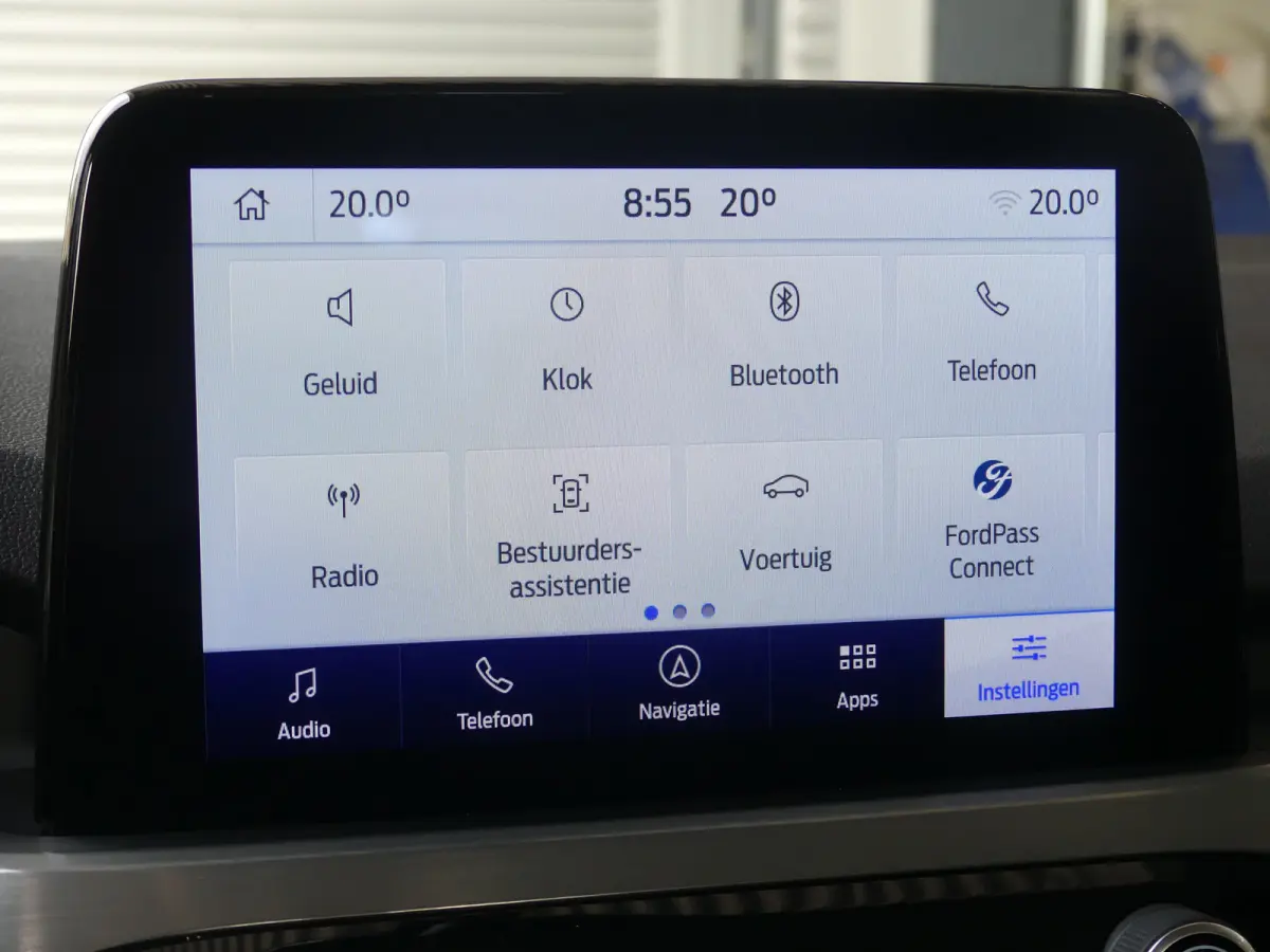 2.5 PHEV Titanium | CAMERA | PARKEERSENSOREN V+A | CRUISE | APPLE CARPLAY / ANDROID AUTO | NAVI | LMV 17" |
