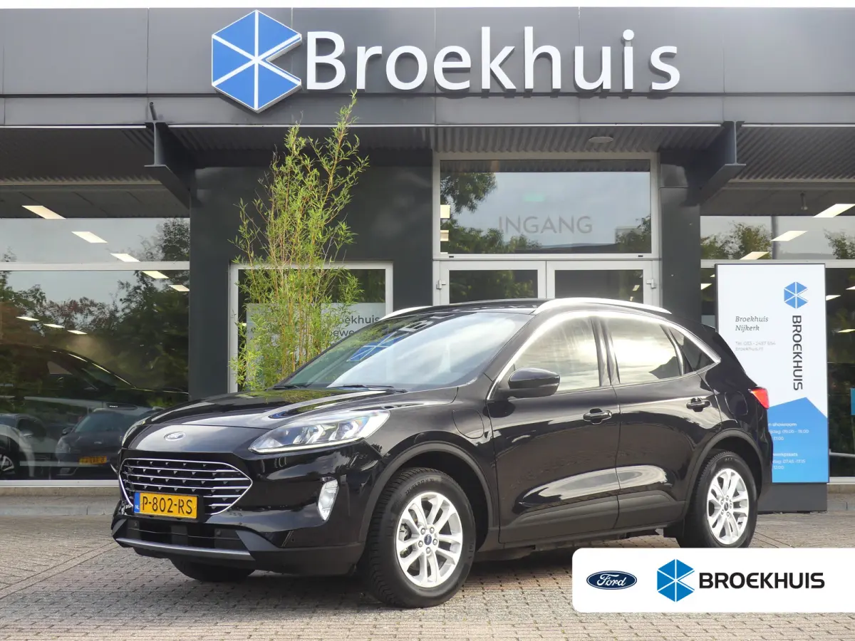 2.5 PHEV Titanium | CAMERA | PARKEERSENSOREN V+A | CRUISE | APPLE CARPLAY / ANDROID AUTO | NAVI | LMV 17" |