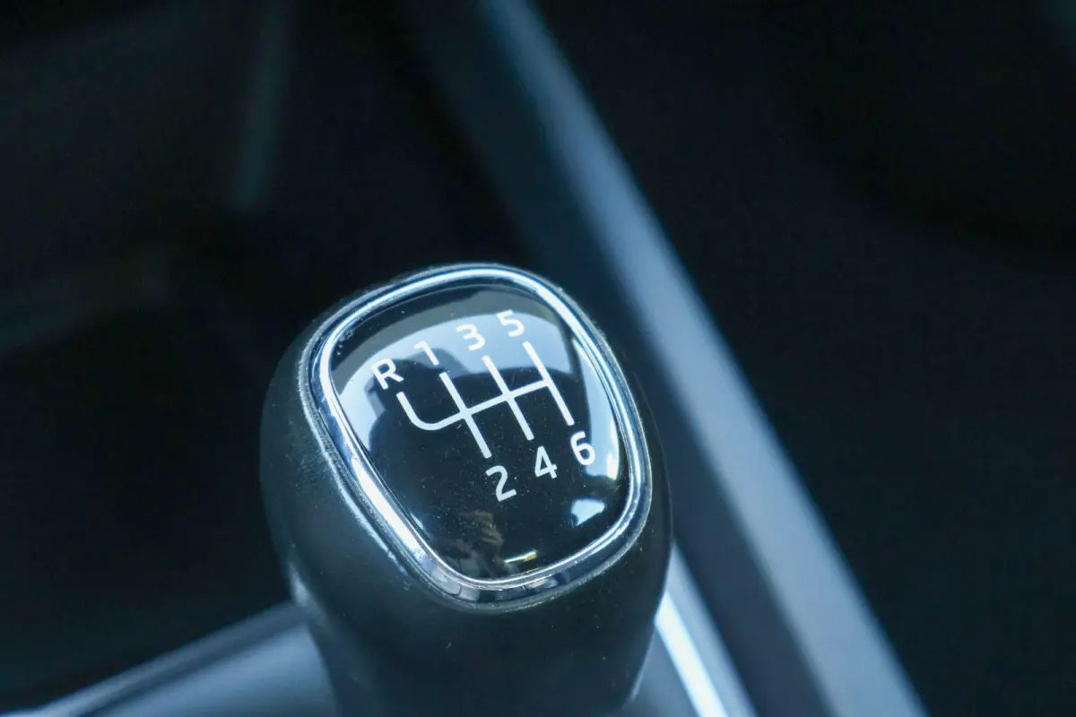 1.0 TSI 110pk Ambition | Navigatie | Cruise Control | Climate Control | All Season Banden