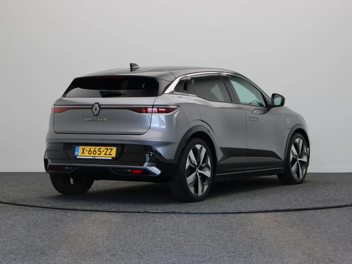 EV60 Optimum Charge Techno | 95 Soh | Stoel en Stuurwielverwarming | Adaptive Cruise |