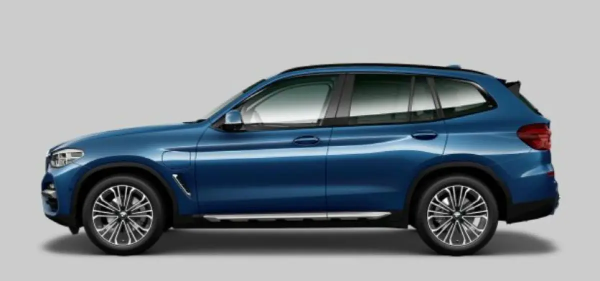 xDrive30e High Executive Luxury Line - Trekhaak - Panoramadak - Head up - Elektrisch verstelbare/verwarmde stoelen - Hifi - Comfort Access - Parking Assistant Plus - Sportstoelen - Stuurwiel