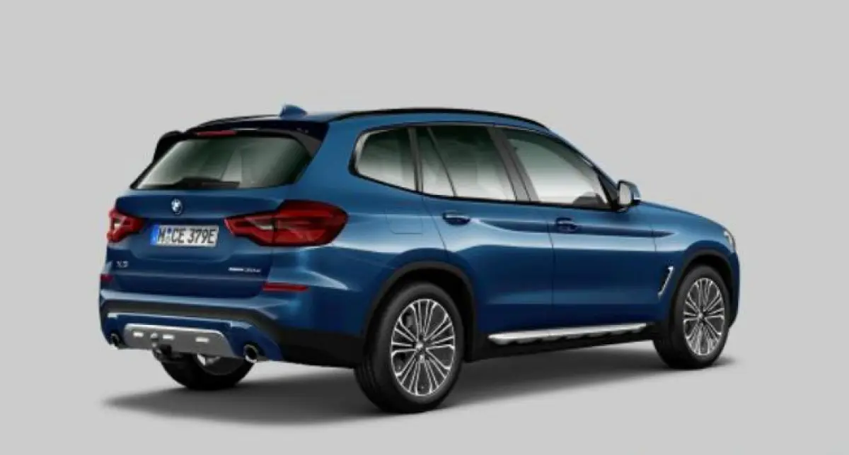 xDrive30e High Executive Luxury Line - Trekhaak - Panoramadak - Head up - Elektrisch verstelbare/verwarmde stoelen - Hifi - Comfort Access - Parking Assistant Plus - Sportstoelen - Stuurwiel