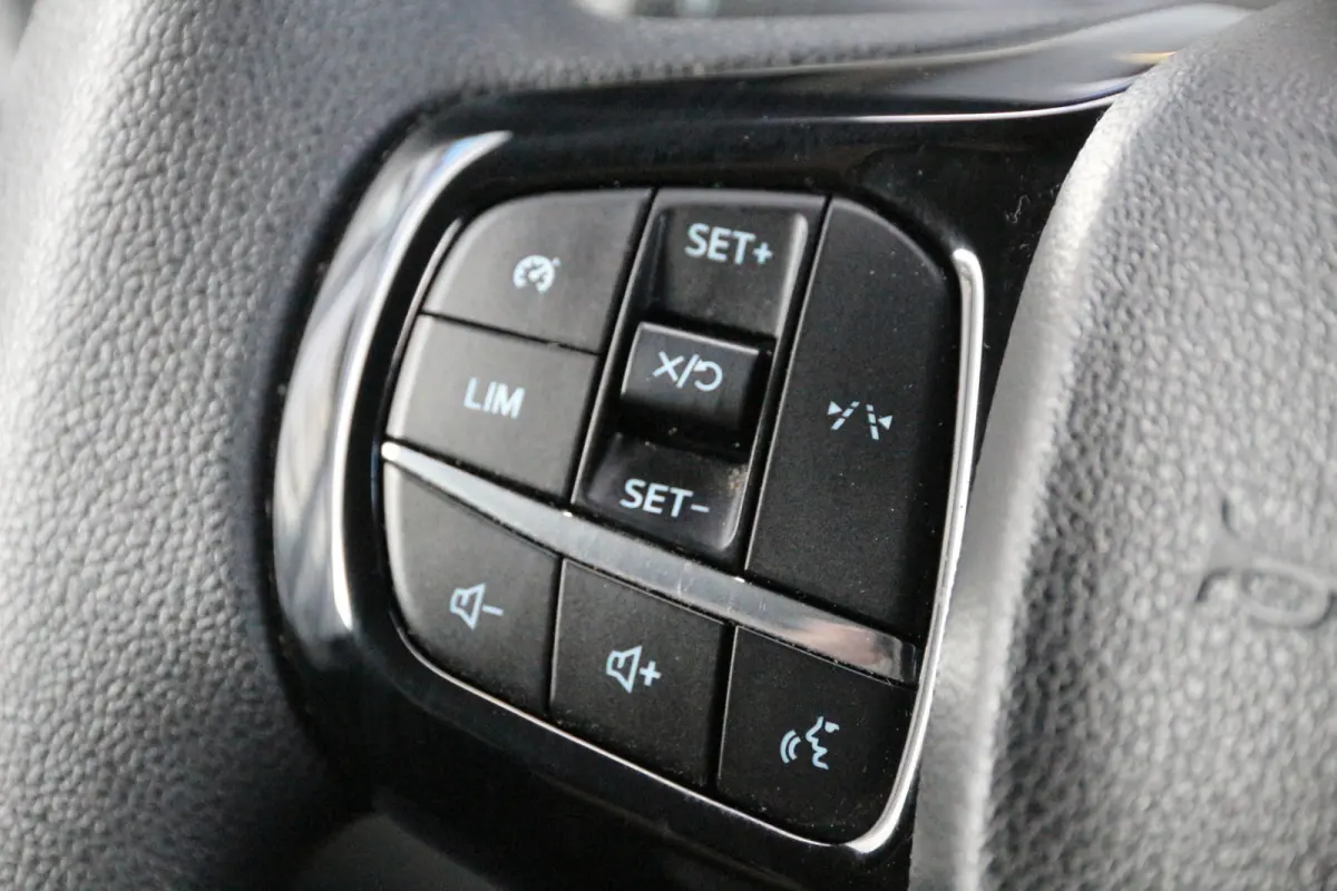 2.0 TDCI 136 | Aut. | DC | KAR-edition | Camera | Cruise | Clima..