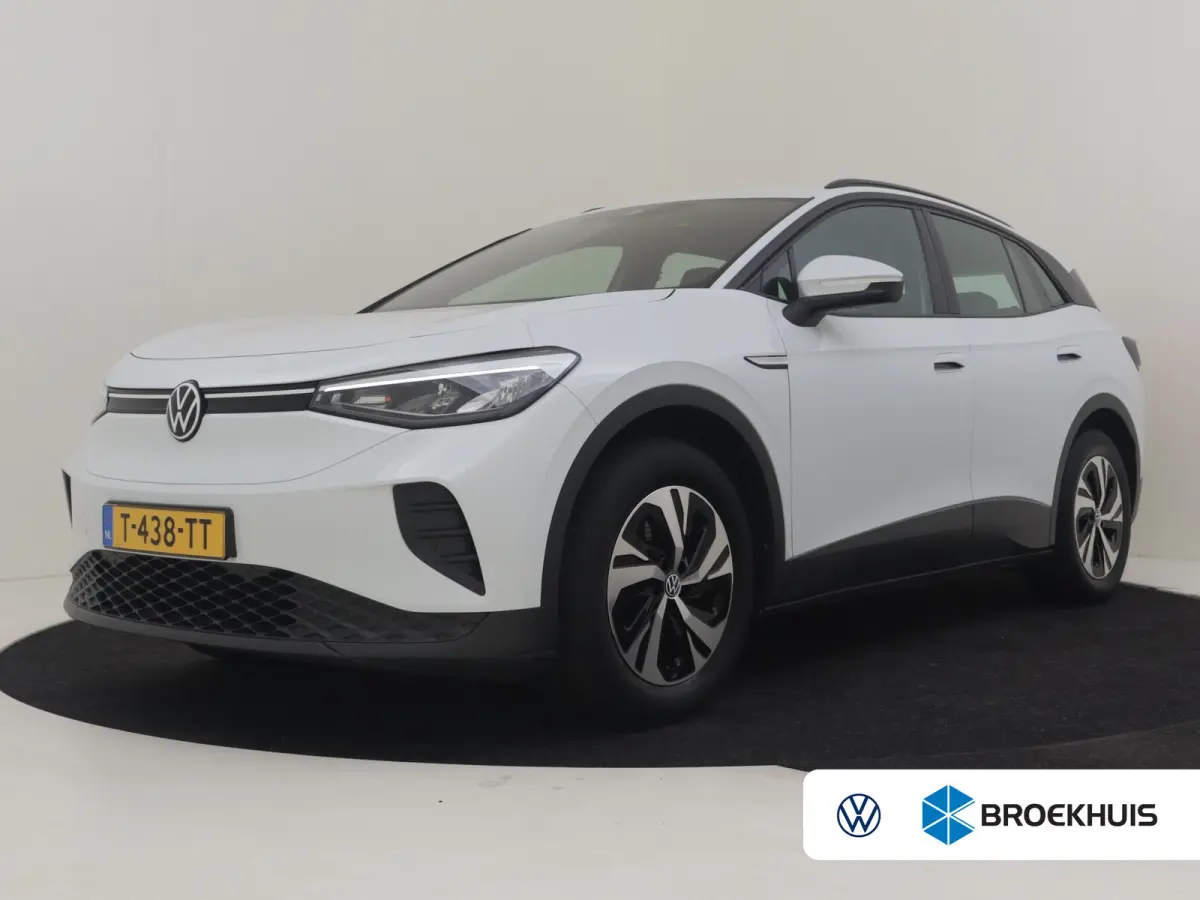 Pure 52 kWh l Adapt. Cr Control l Stoelverwarming l Keyless Start l 18" l Apple Car Play / Android l PDC V en A l