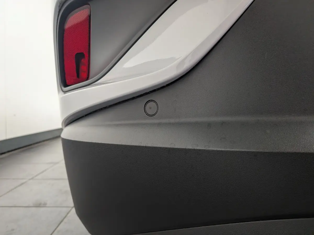 Pure 52 kWh l Adapt. Cr Control l Stoelverwarming l Keyless Start l 18" l Apple Car Play / Android l PDC V en A l