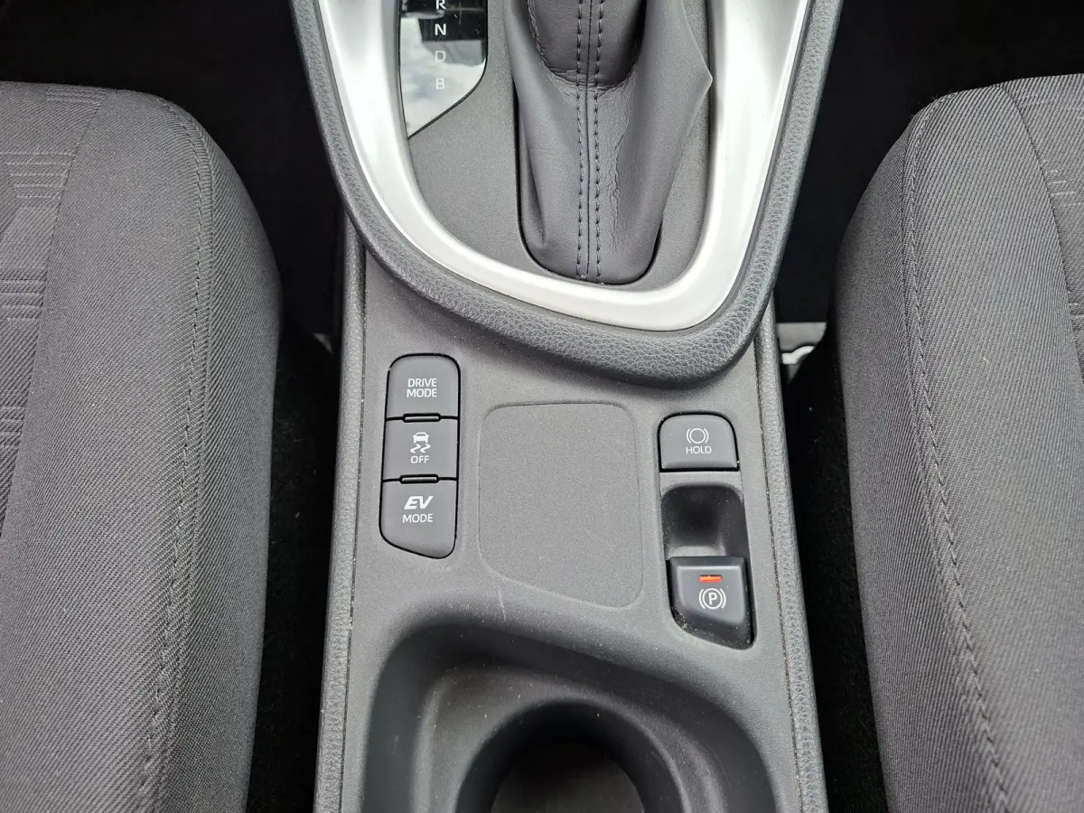 1.5 Hybrid Adaptive cruise Carplay Climate control Stoelverwarming Isofix