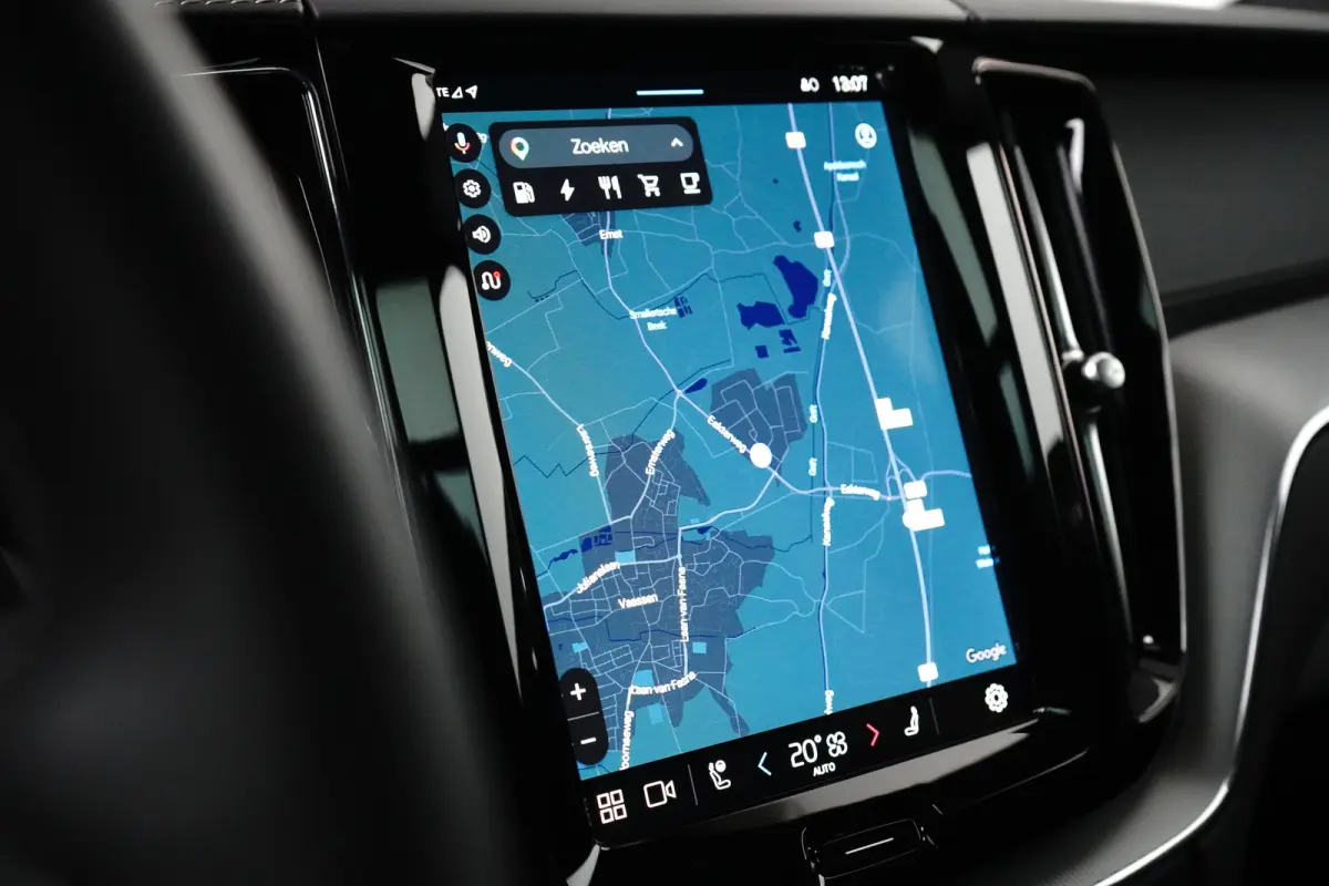 2.0 T8 Plug-in hybrid AWD Ultra Black Edition | Massage | HU-Display | Trekhaak | 360 Camera |