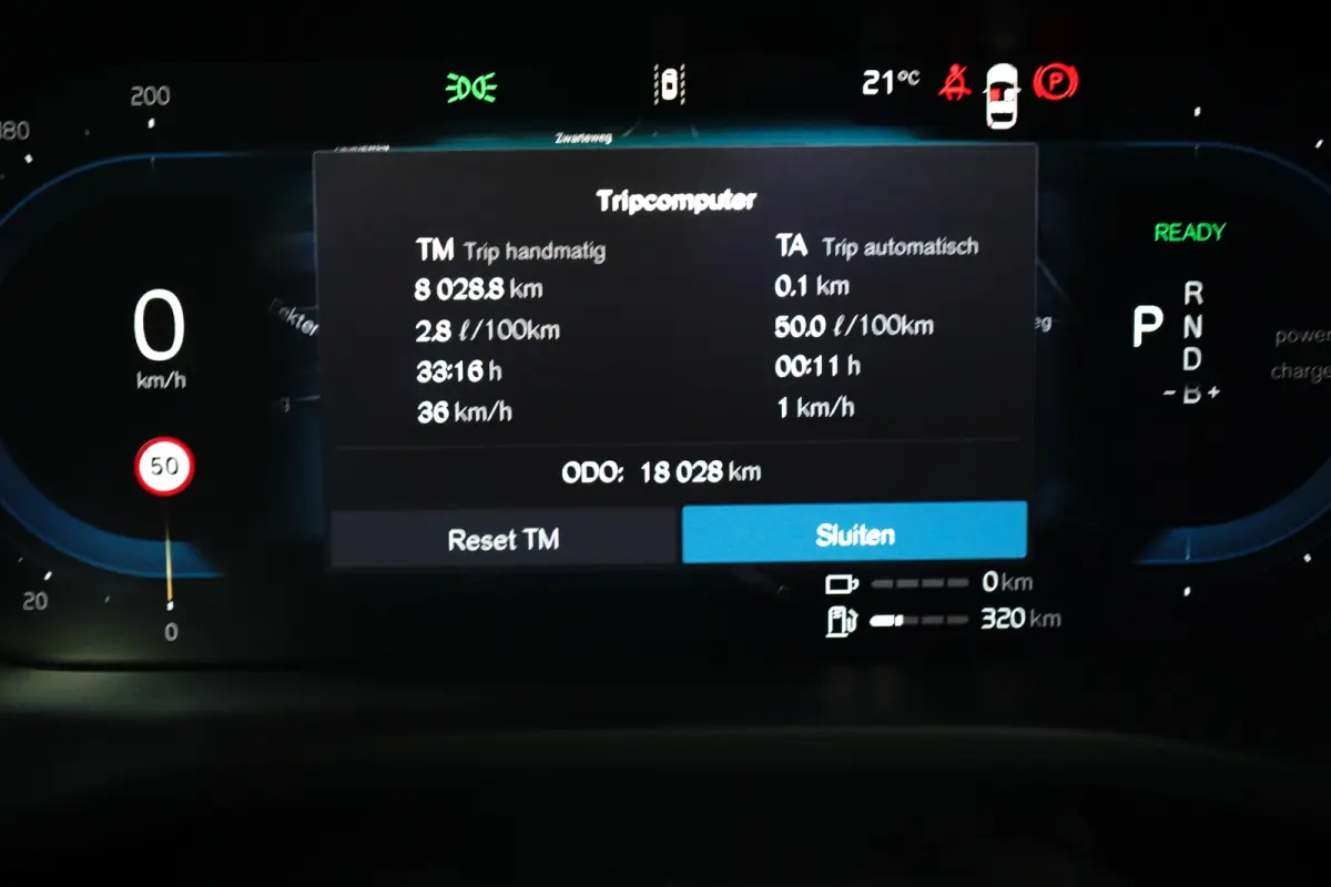 2.0 T8 Plug-in hybrid AWD Ultra Black Edition | Massage | HU-Display | Trekhaak | 360 Camera |