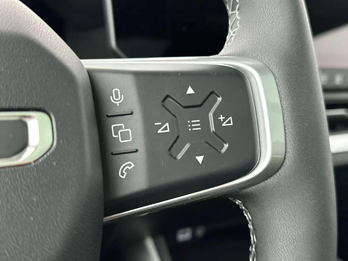 1.2 e-Hybrid First Edition | Navigatie | 360 graden camera | PANO | Apple Carplay&Android Auto | Tot 8 jaar garantie!