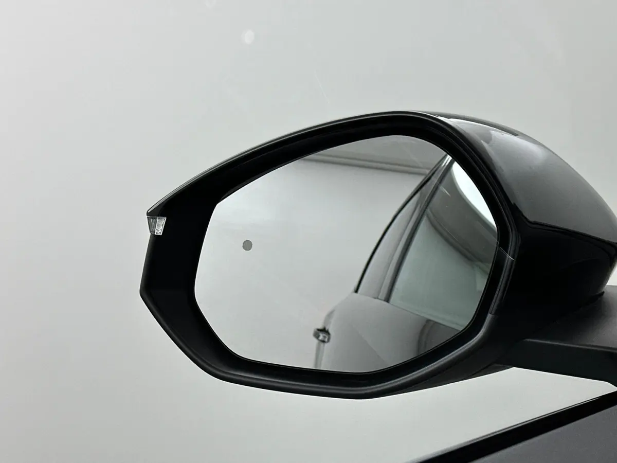 1.2 e-Hybrid First Edition | Navigatie | 360 graden camera | PANO | Apple Carplay&Android Auto | Tot 8 jaar garantie!