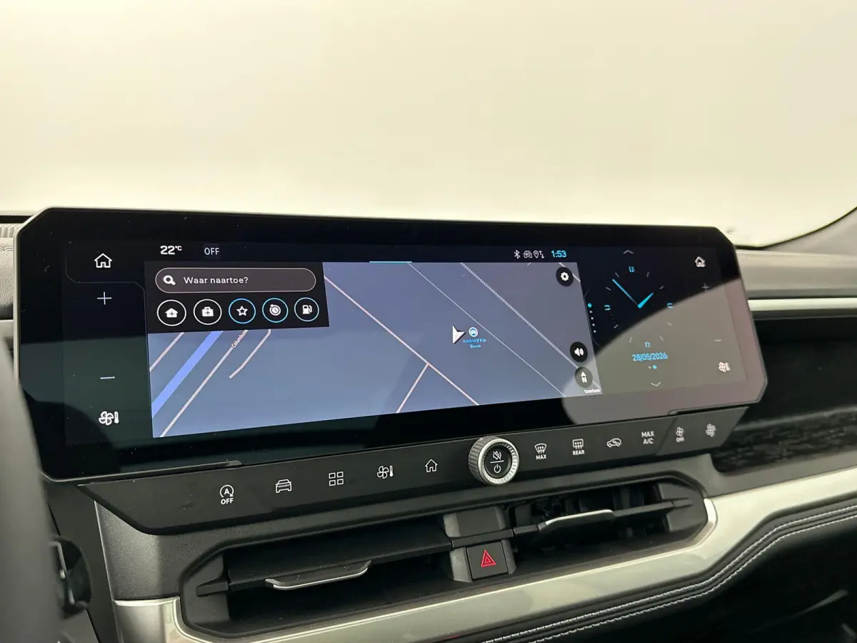 1.2 e-Hybrid First Edition | Navigatie | 360 graden camera | PANO | Apple Carplay&Android Auto | Tot 8 jaar garantie!