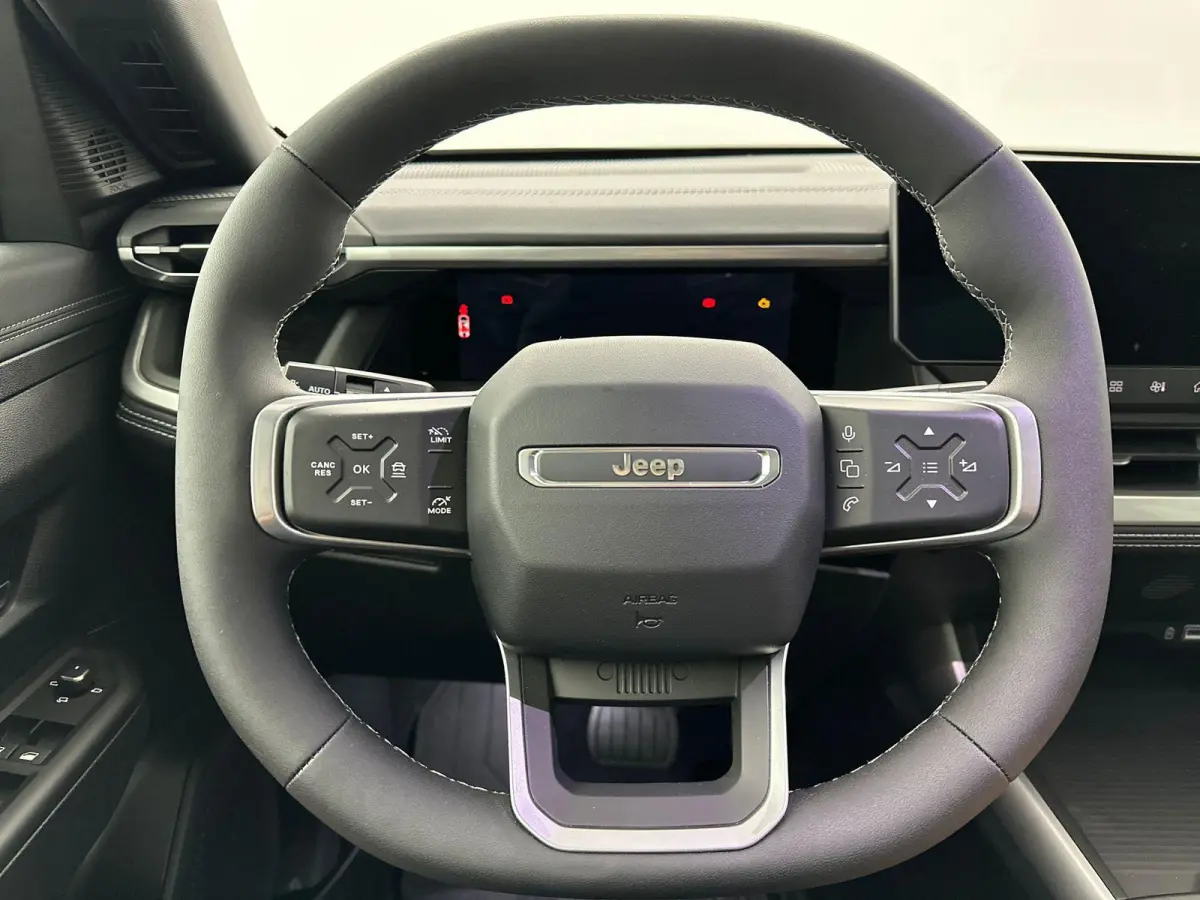1.2 e-Hybrid First Edition | Navigatie | 360 graden camera | PANO | Apple Carplay&Android Auto | Tot 8 jaar garantie!