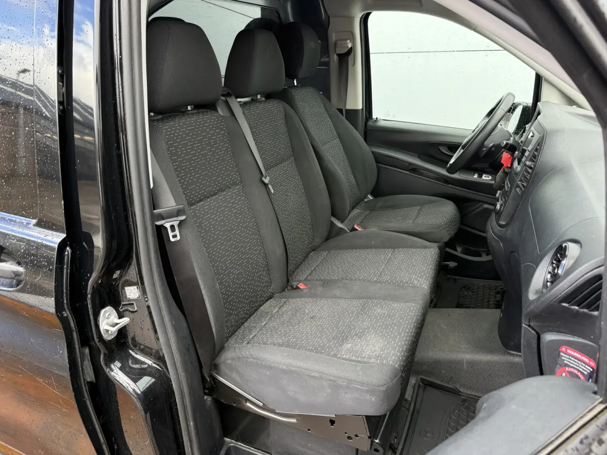 eVito 66kWh 120PK L2 280km WLTP 80kw Snelladen Elektrisch Climate Control Cruise Control Camera Stoelverwarming Parkeersensoren