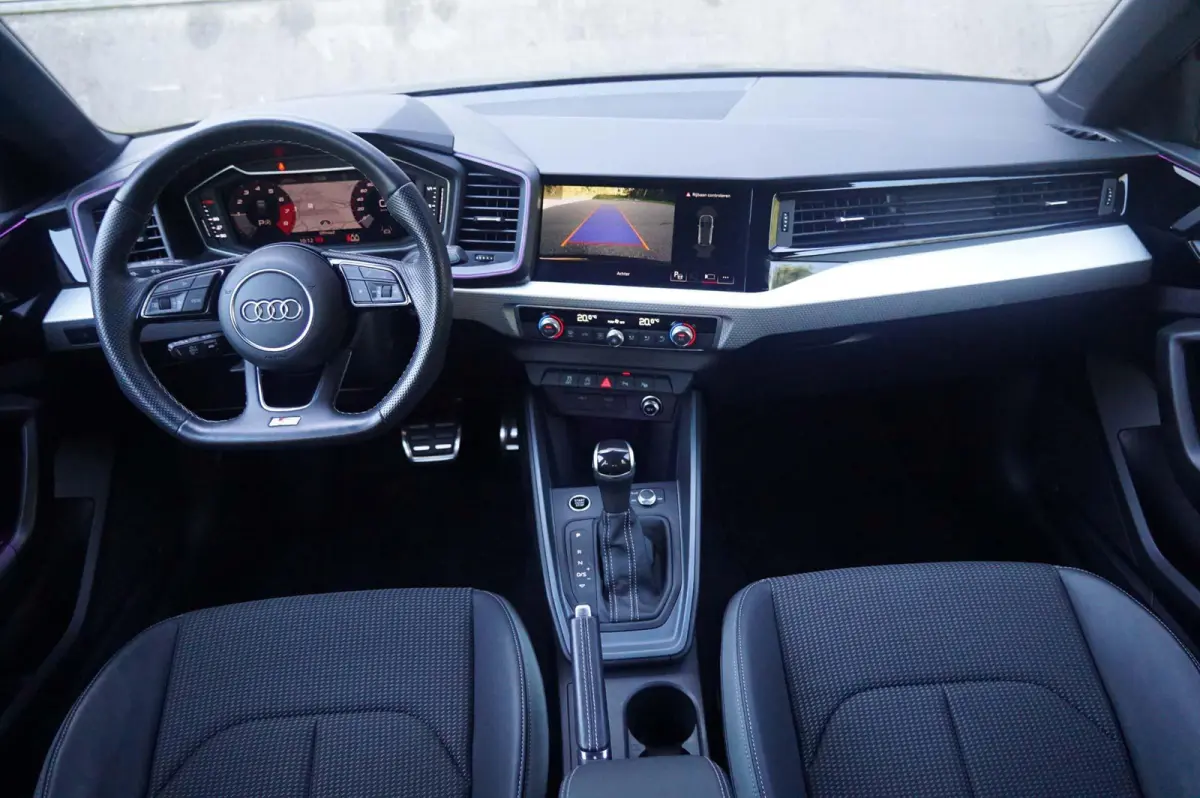 30 TFSI 110pk S-tronic S Edition | Afgevlakt Stuur | Keyless | Camera | Smartphone Interface | Full LED