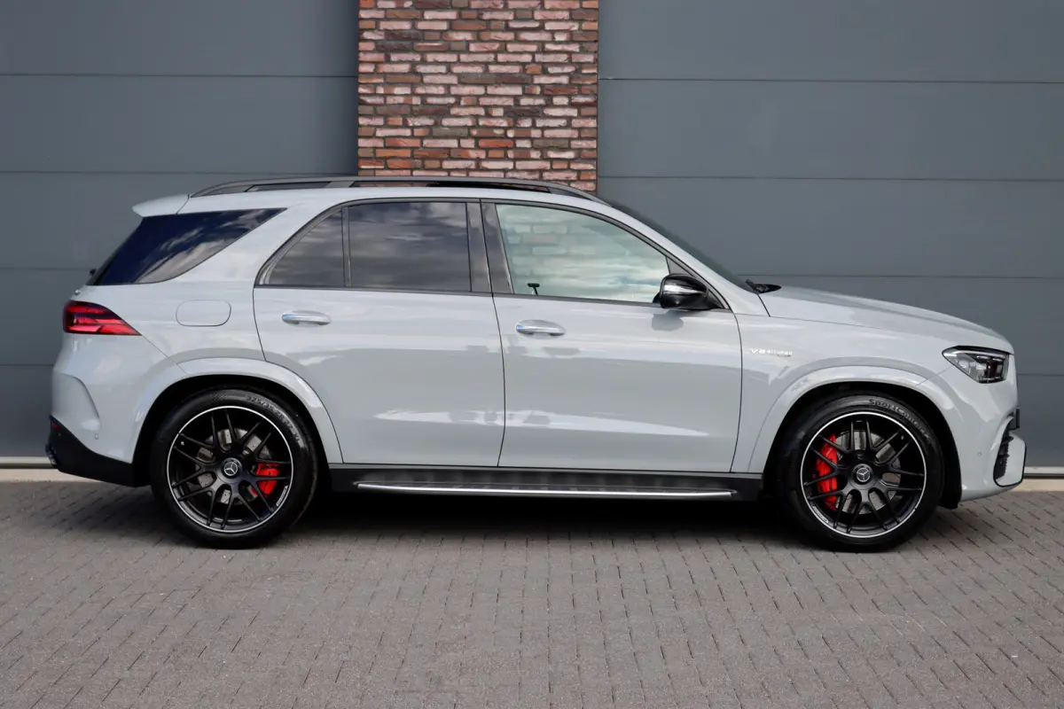 AMG 63 S 4MATIC+ | 612pk | Airmatic | AMG Drivers Package | Burmester | Trekhaak | Stoelventilatie | HUD | Luchtkwaliteitspakket | Zonnerollo's | Standkachel |