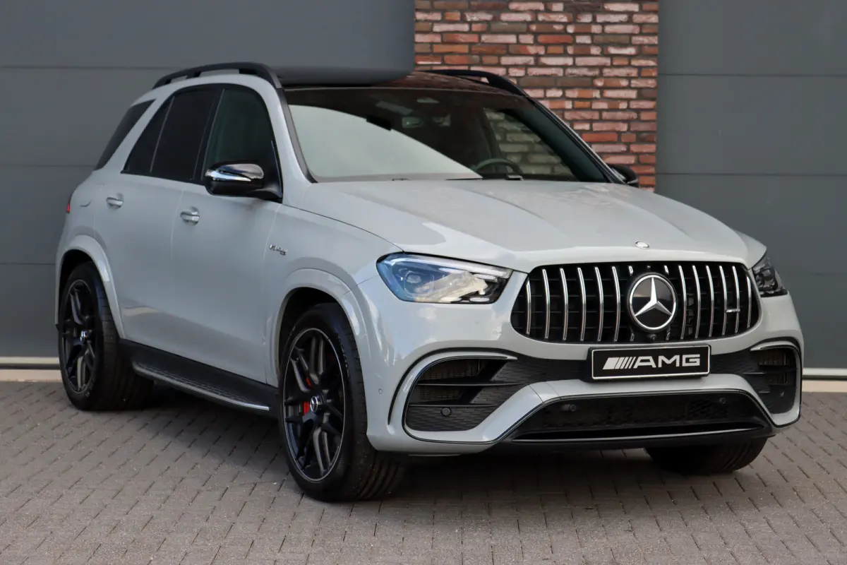 AMG 63 S 4MATIC+ | 612pk | Airmatic | AMG Drivers Package | Burmester | Trekhaak | Stoelventilatie | HUD | Luchtkwaliteitspakket | Zonnerollo's | Standkachel |