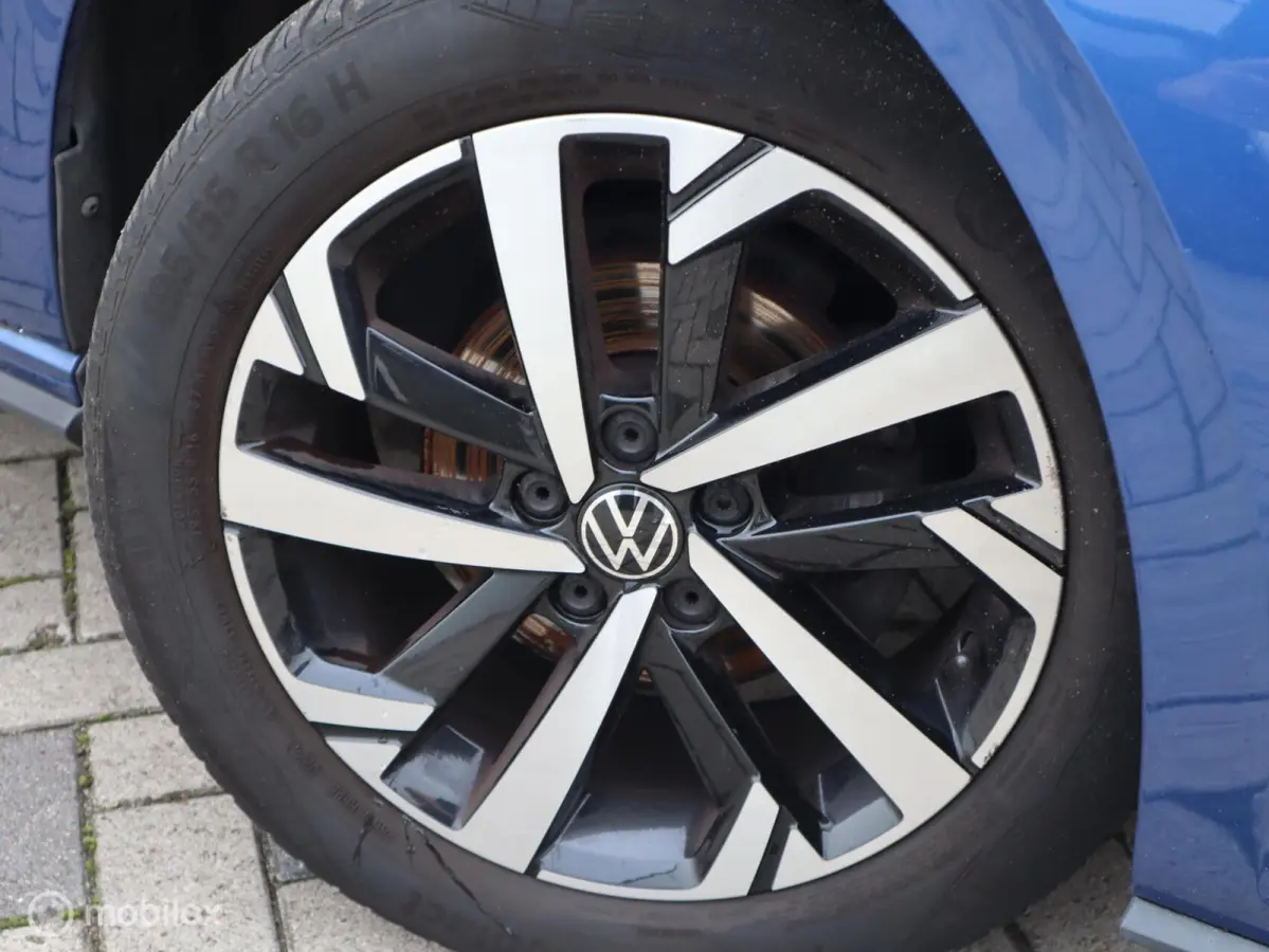 1.0 TSI R Line Digital cockpit Parkeersensoren